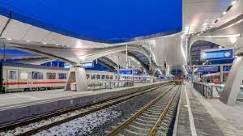 Journey Through Architectural Marvels: 9 Stunning Railway Stations Worldwide