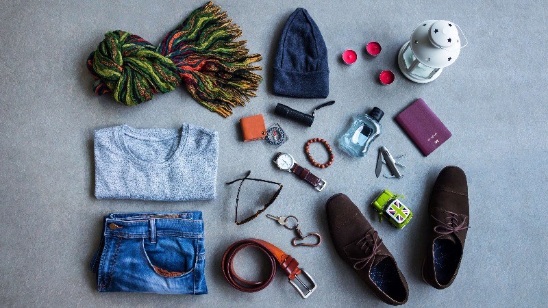 Backpack essentials for your coming winter trip