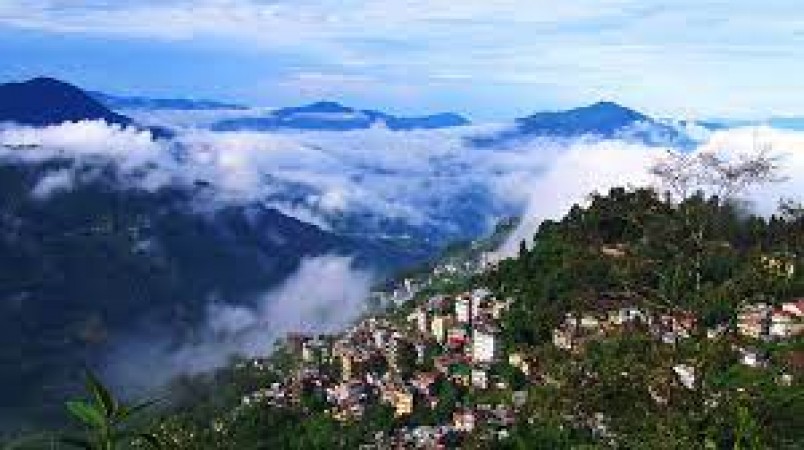 This village of West Bengal is a great place for a relaxing vacation, January to March is the best time to visit