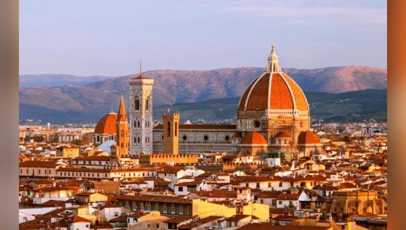 Experience the soul of Florence through the luscious Food Eateries along with famous places of this city.