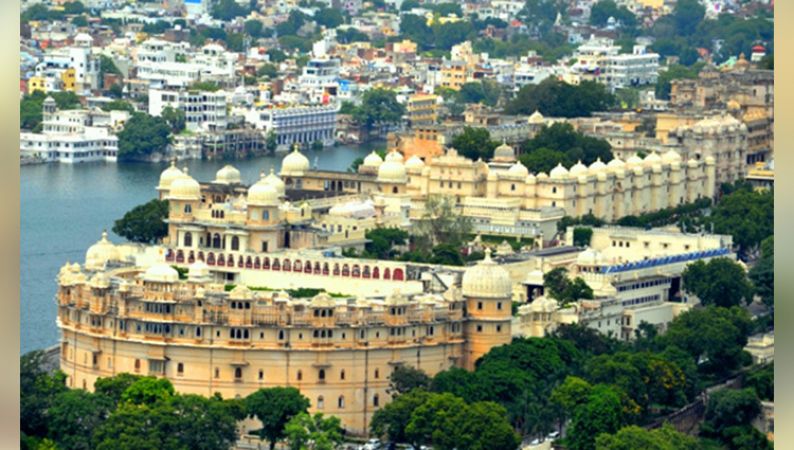 Udaipur : An Ultimate Paradise for food lovers