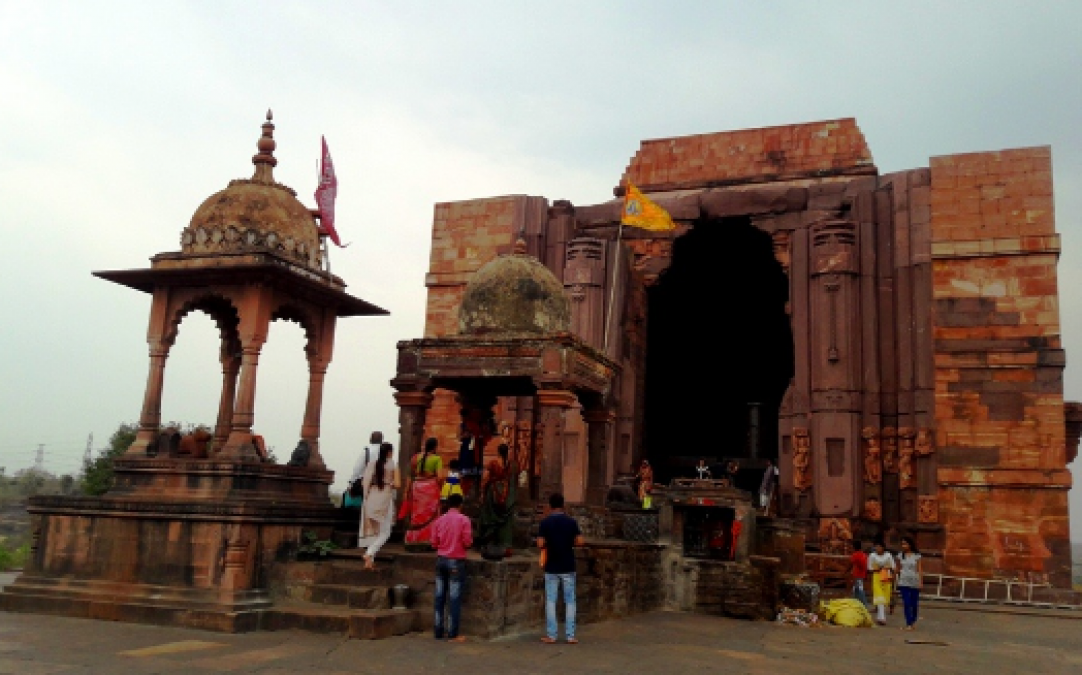 Biggest Shiv Lingam of India,  Know why the Bhojpur temple remains uncompleted till now
