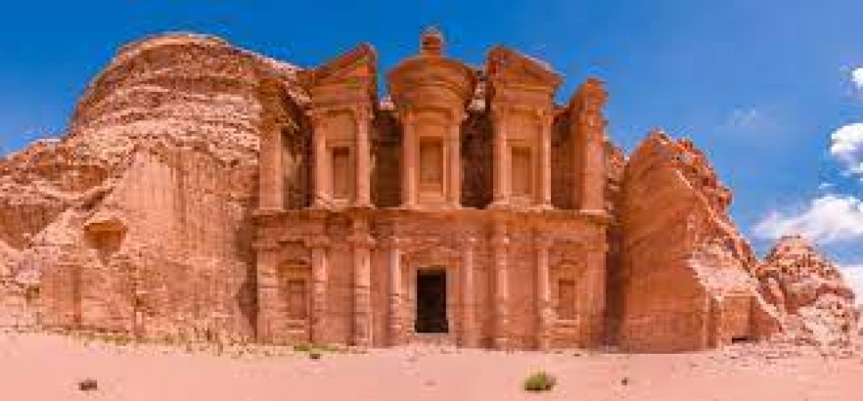 The Treasury of Petra: An Architectural Marvel in the Desert