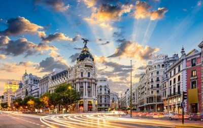 Madrid: Vibrant Metropolis