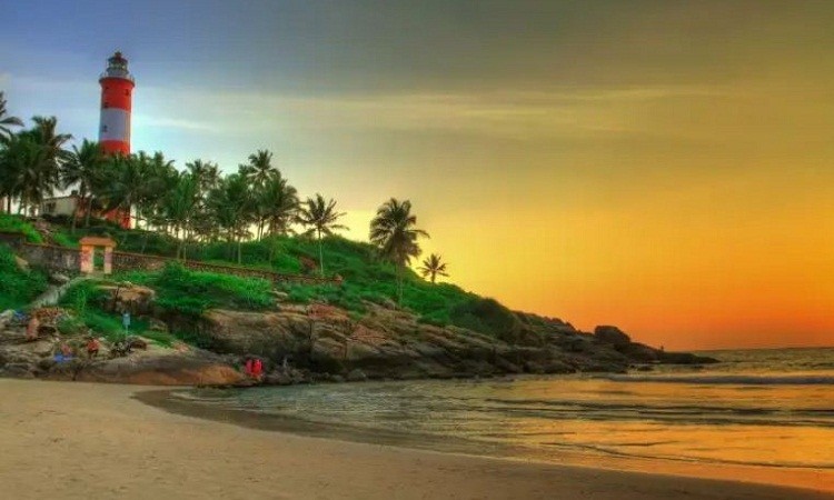 Top 10 Beaches of Kerala: A Paradise for Sun, Sand, and Sea Lovers