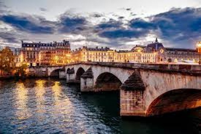 फ्रांस की ऐतिहासिक जीवन रेखा को दर्शाती है ये नदी