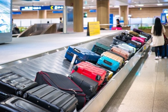 Never keep these things in check-in luggage while taking a flight, otherwise you will face trouble