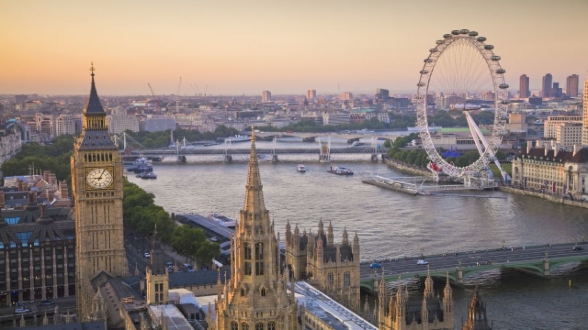 These heart throbbing pictures of London will compel you to pack up your bags for the place
