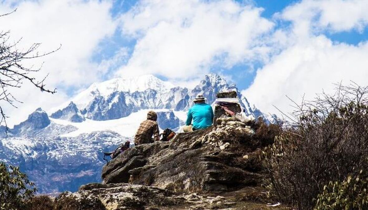 Sikkim Tourism: Satiate scenic and adventure lovers
