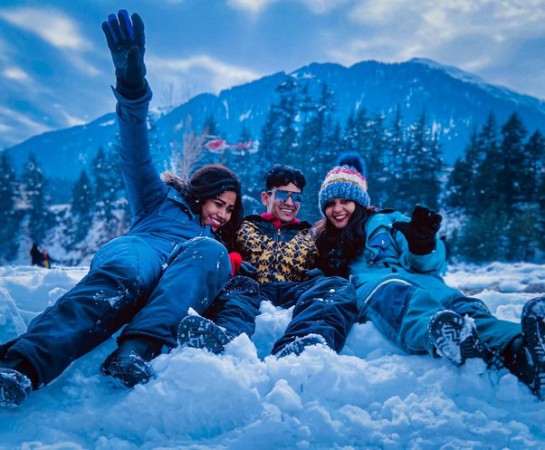 Enjoy Kullu-Manali in Delhi, don't worry about the weather and it will fit in the budget too!