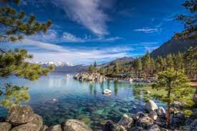 झील ताहो की निर्मल सुंदरता जीत लेगी आपका दिल