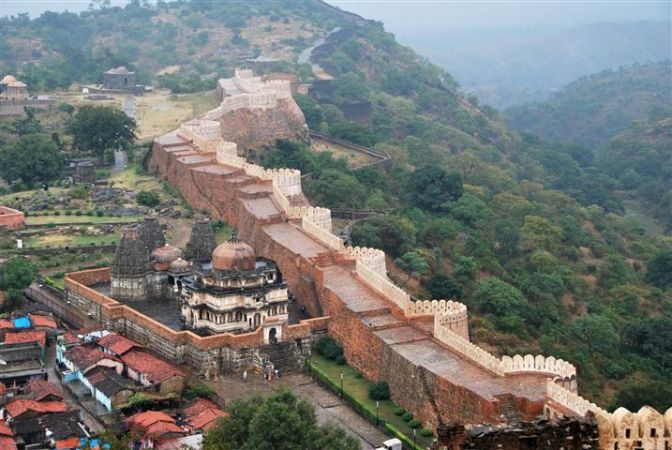 3 magnificent and amazing forts of India which you should visit