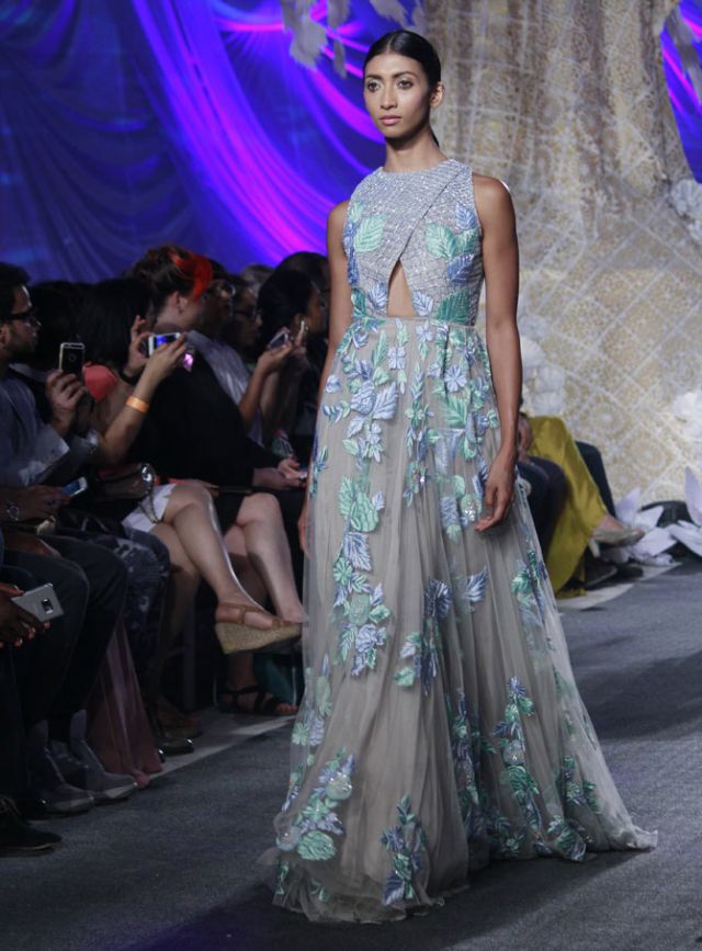 Lakme Fashion Week kicks off with Manish Malhotra's fairytale collection