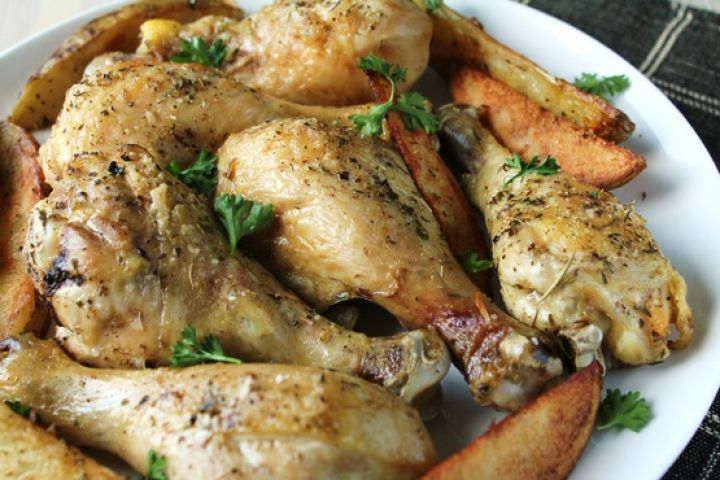 Simple and Quick-Baked Chicken Drumsticks recipe !