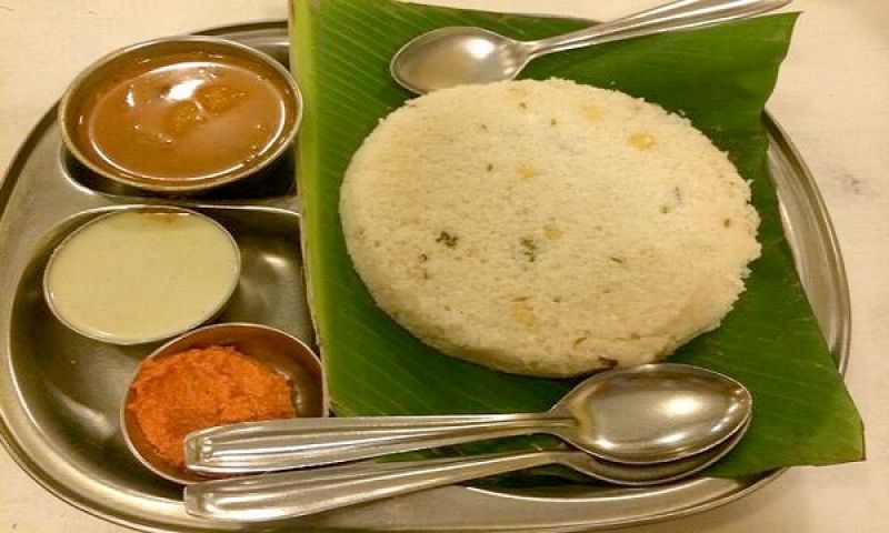 साऊथ इडियन डिश में बेस्ट है चावल और दाल टेस्टी इडली