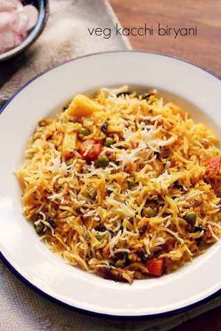 Hyderabadi veg biryani will set your Sunday !