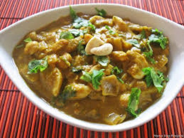 Make dinner tasty with Kaju Curry !