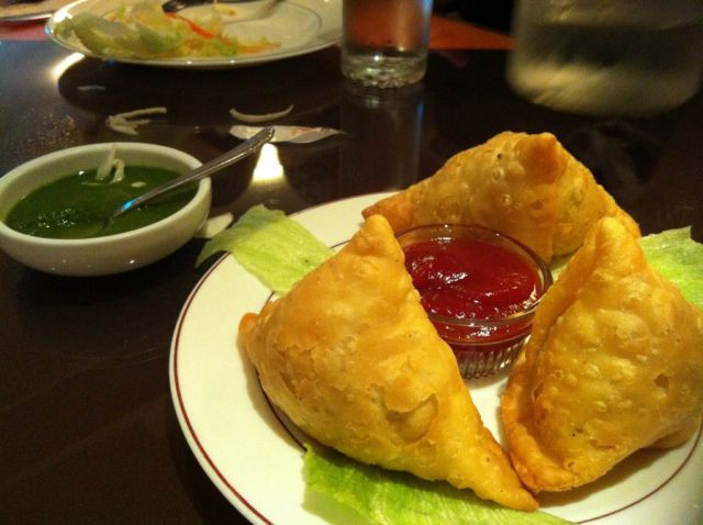 Have you tried this Indori Style Samosa ???