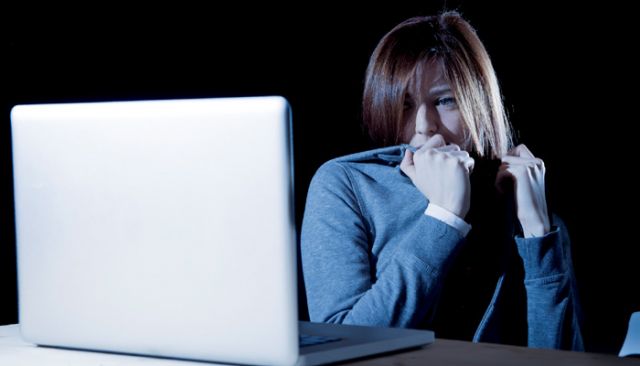 Online abusing is a common behavioral trait after breakup