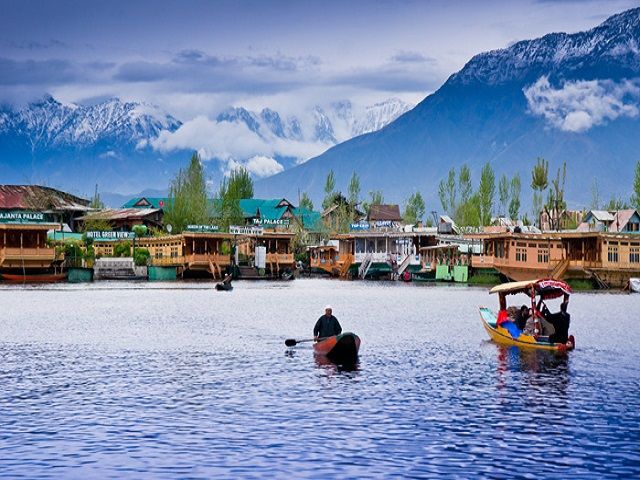 हनीमून के लिए श्रीनगर में बेस्ट है यह 3 जगह