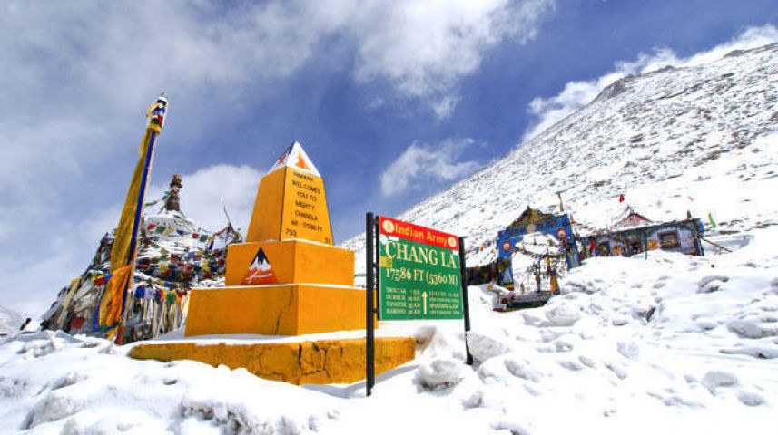 These pictures define the beauty of Ladakh !