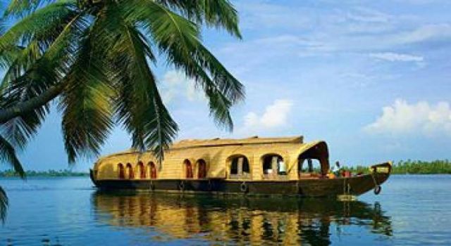 The 5 Top Tourist Places in Kerala!!!