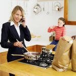 कामकाजी महिलाये कैसे संभालें घर और ऑफिस