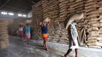 India comes forward to help starving Sri Lanka, now sends 4000 tonnes of rice after $1 billion