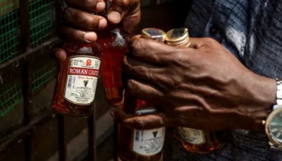 दिल्ली सरकार ने फिर सस्ती की शराब, बॉटल्स पर मिलेगा 25 फीसद तक का डिस्काउंट