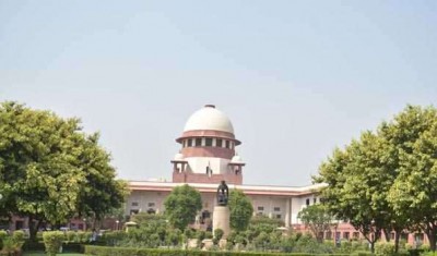 SC issues notice to Central Government over people migrating during lockdown