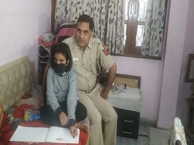 Police constable's daughter gives emotional letter to her father