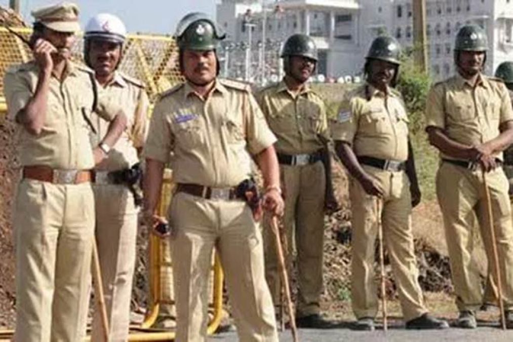 Woman attacked on-duty policeman in Hyderabad