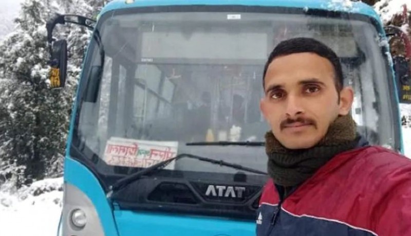 Bus driver sacrificed himself to save the lives of 30 passengers