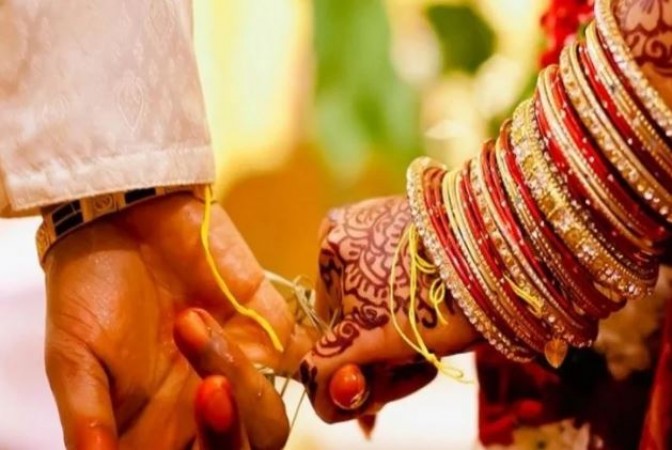 Weddings can be held from June 15 onwards, booked from April to May canceled