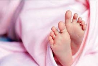 Newborn's father makes serious allegations against hospitalists, how child died who born in ambulance?