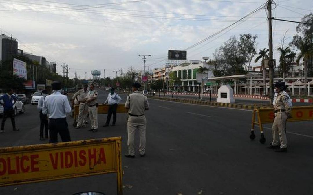 Curfew imposed in MP to stop people getting affected from corona
