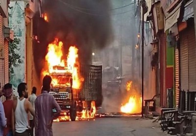 अलीगढ़ में बढ़ रहा घटनाओं का सिलसिला, भीड़भाड़ वाले इलाके में फिर लगी आग