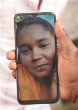 यूपी में घर की दीवार गिरने से युवती की हुई मौत
