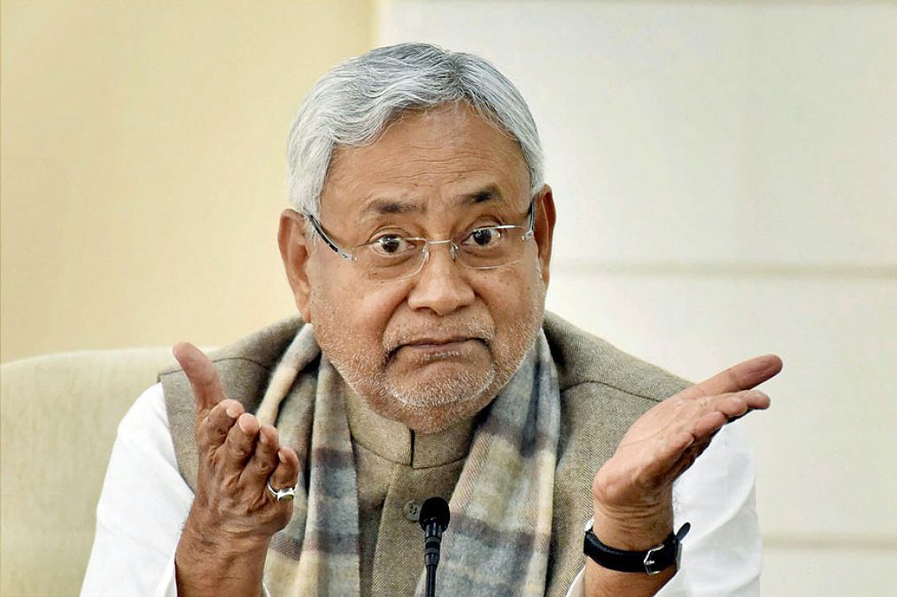 CM Nitish Kumar transferred 1 thousand rupees to accounts of so many labourers