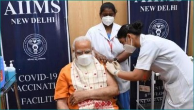 PM Narendra Modi takes second dose of corona vaccine, says 'virus can be defeated'