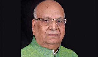 Governor Lalji Tandon donated 10 lakhs in PM-CM fund