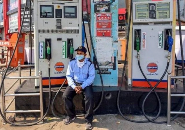 Over 7000 Petrol Pumps to stay closed in Rajasthan, know why