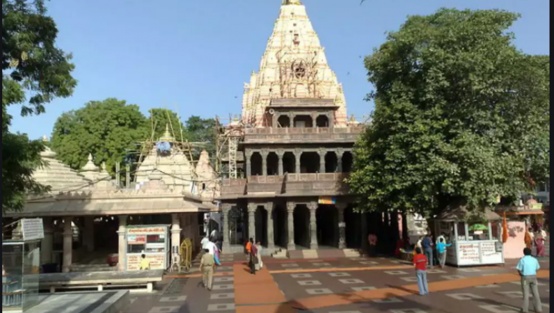 All temples in Ujjain closed after mahakal temple priest dies of corona