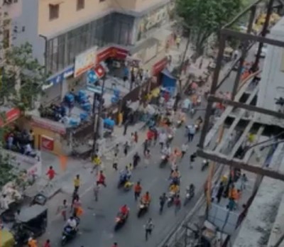VIDEO: रामनवमी पर बंगाल में बवाल, जुलूस पर फेंके गए पत्थर
