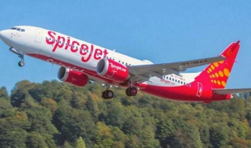 डीसीजीए ने स्पाइसजेट के 90 पायलटों को बोइंग 737 मैक्स विमानों के संचालन से रोका