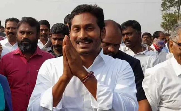 Andhra CM Jagan Reddy to give financial help to people living in Government quarantine centres