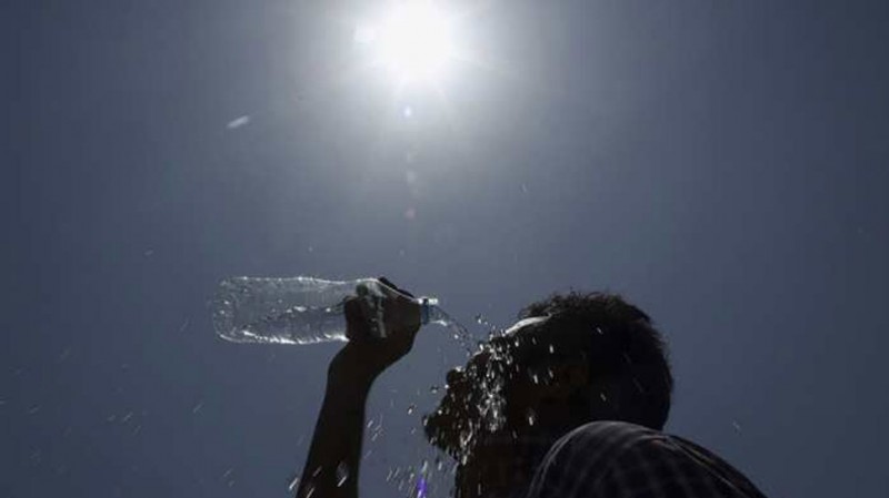 चिलचिलाती गर्मी से दिल्ली को मिलेगी राहत, मौसम विभाग ने जताई बारिश की सम्भावना