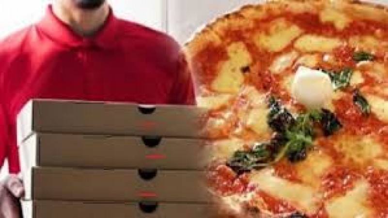 Delhi: Corona positive delivery boy delivers pizza at 72 houses