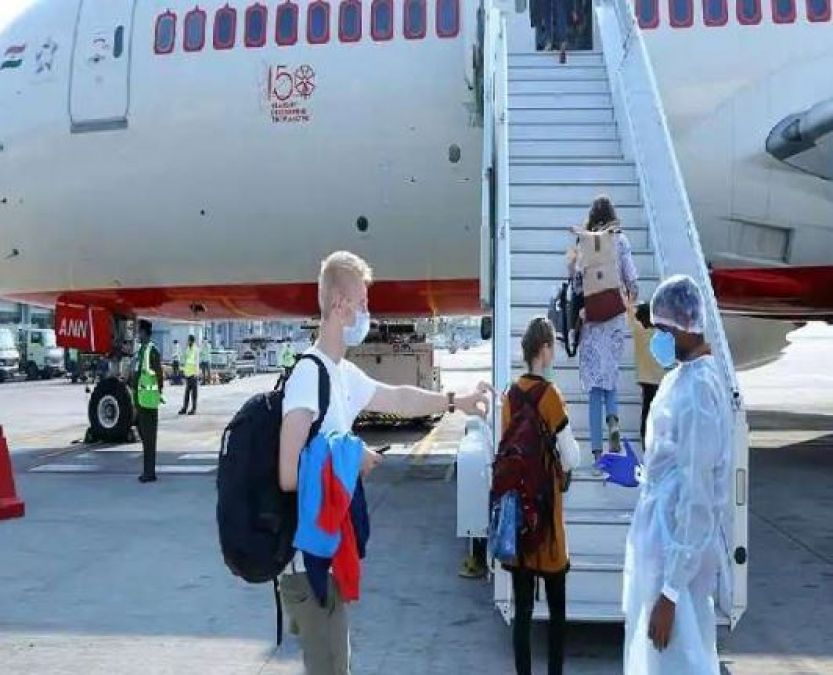 लॉकडाउन: ब्रिटिश नागरिकों की हुई घर वापसी, इस एयरपोर्ट से भरी उड़ान