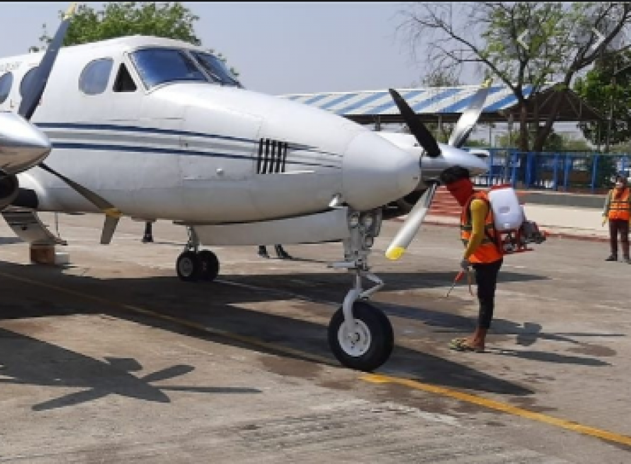 भोपाल में विशेष विमान से 1200 सैंपल जांच के लिए दिल्ली भेजे गए
